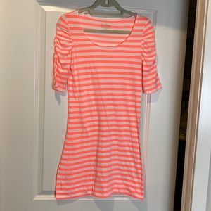 Fun summer dress - like new!